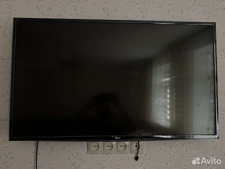 Lg 43lh520v