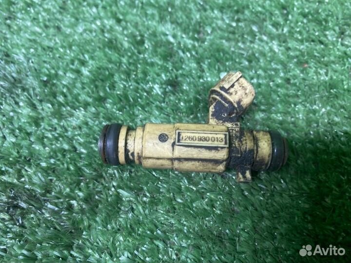 Форсунка топливная Hyundai Elantra 3 XD