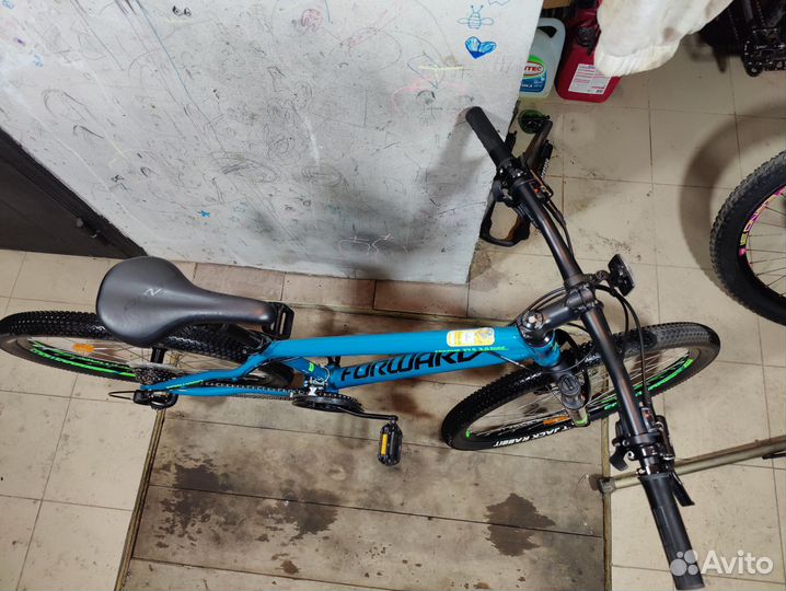 Велосипед горный Forward Apache 27.5