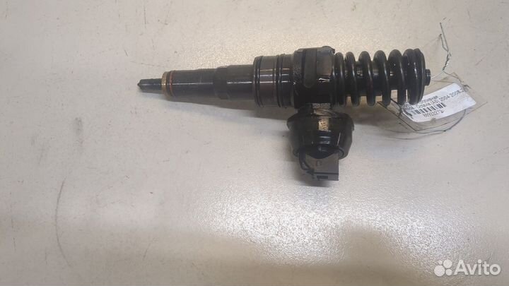Форсунка топливная Skoda Octavia (A5), 2008