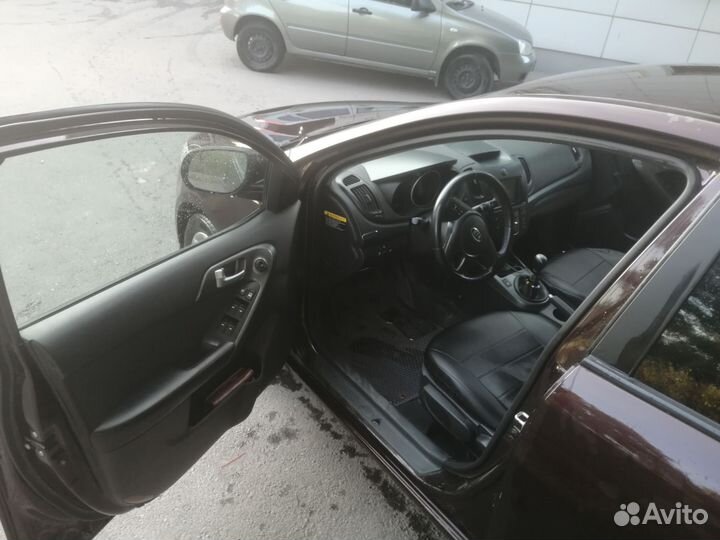 Kia Cerato, 2010