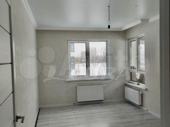 2-к. квартира, 57,4 м², 1/17 эт.