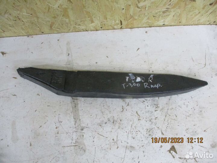 Пыльник переднего крыла правый Шевроле Авео Т-300