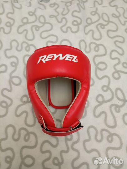 Боксерский шлем reyvel