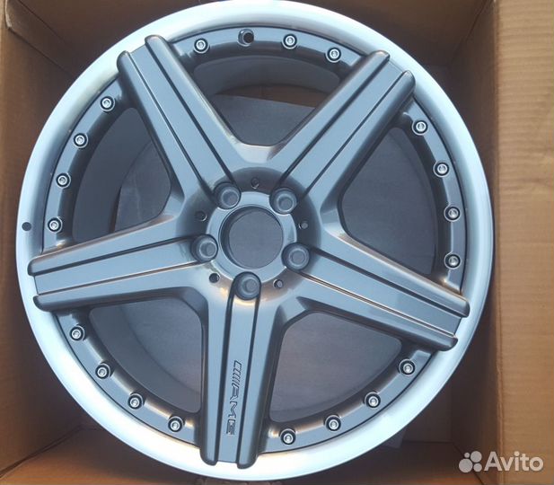 Новый задний диск AMG 19
