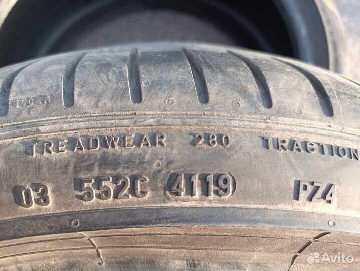 Pirelli P Zero PZ4 255/35 R19