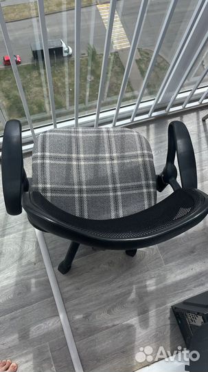 Компьютерное кресло