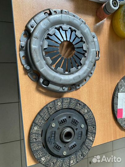 Диск сцепления на nexia комплектом