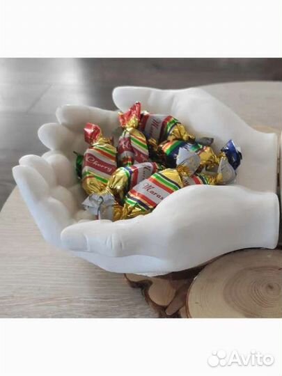 Руки из гипса