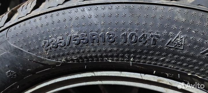 Kumho I'Zen KW22 235/55 R18 104T