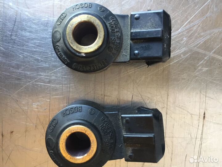 Датчик детонации Мерседес Е211 272 3Л A0041539028