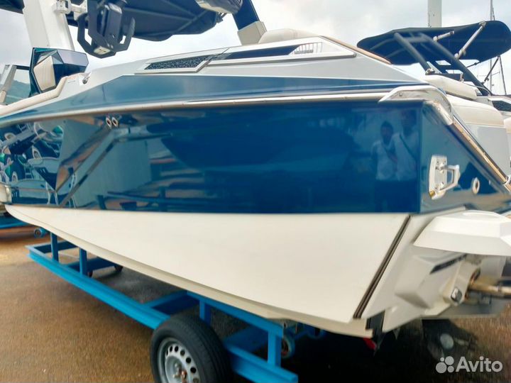 Буксировщик Nautique G23 Paragon 2021