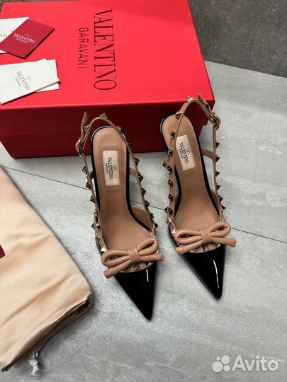 Туфли Valentino rockstud bow