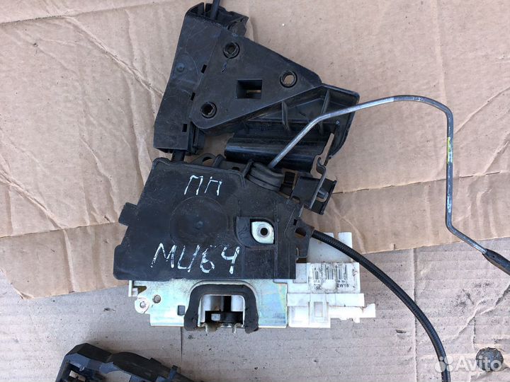 Замок дверь передний правый мерседес мл 164 гл1