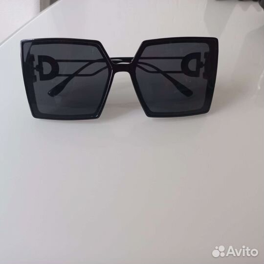 Солнцезащитные очки женские dior