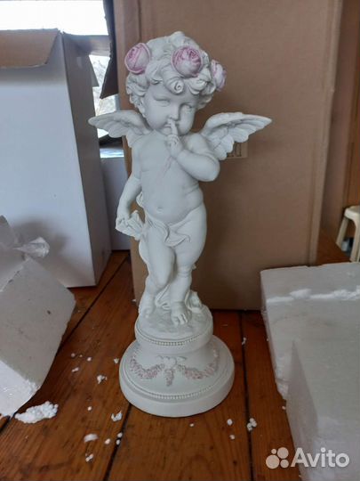 Статуэтка ангел