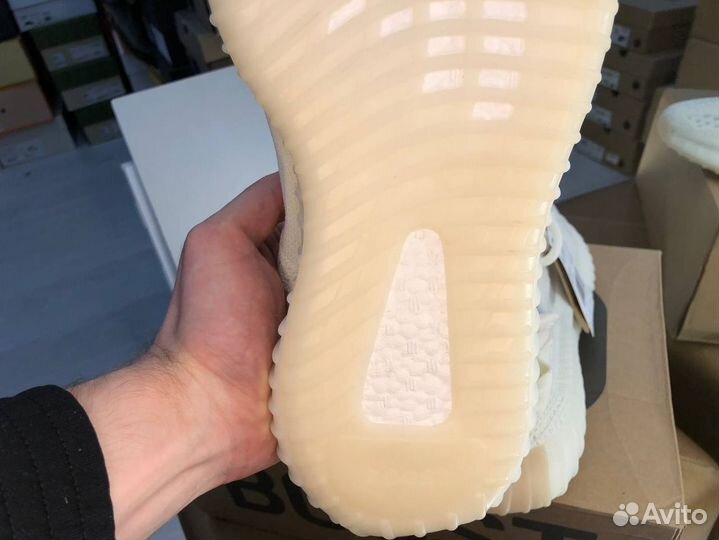 Adidas Yeezy Boost 350 V2 Bone