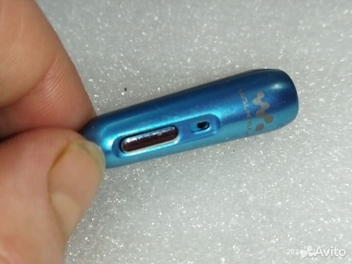 Sony Ericson Z550i Гарнитура проводная