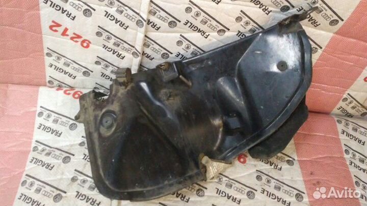 Защита двигателя правая Porsche Cayenne 4.5 V8