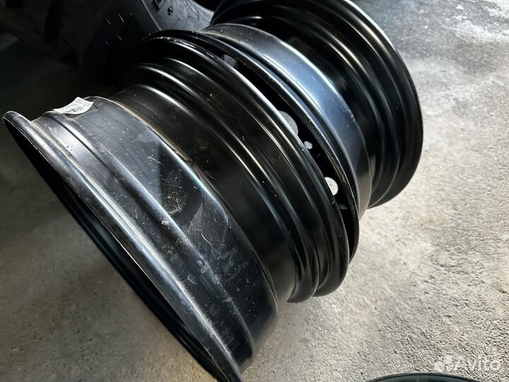 Штампованные диски на RIO Solaris