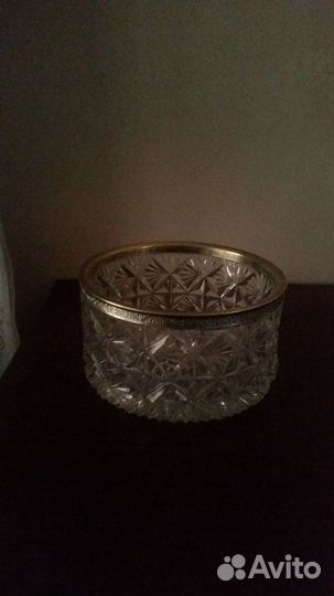 Хрустальные вазы, цена за штуку