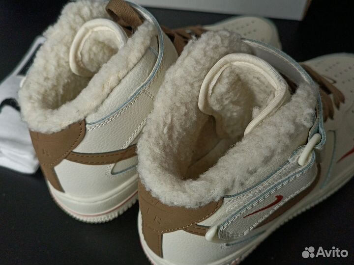 Кроссовки Nike Air Force Mid (Размеры: 37-40)