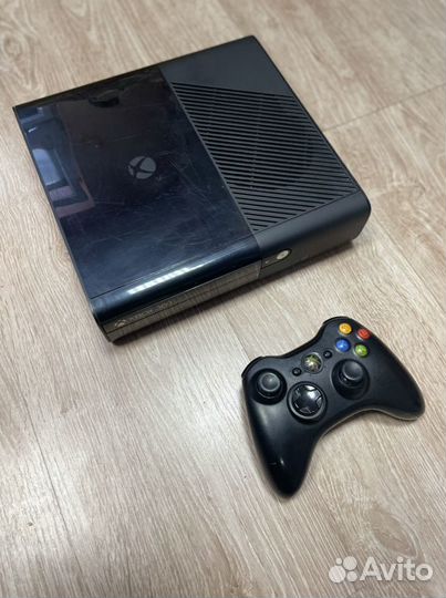 Xbox 360 slim 500гб фрибут + 54 игры