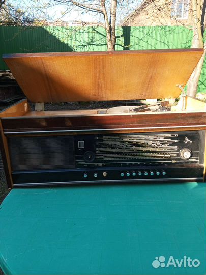 Радиола урал 111
