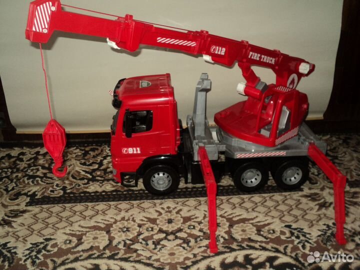 Развивающая игрушка автомобильный кран