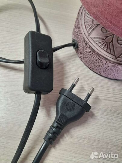 Лампа настольная