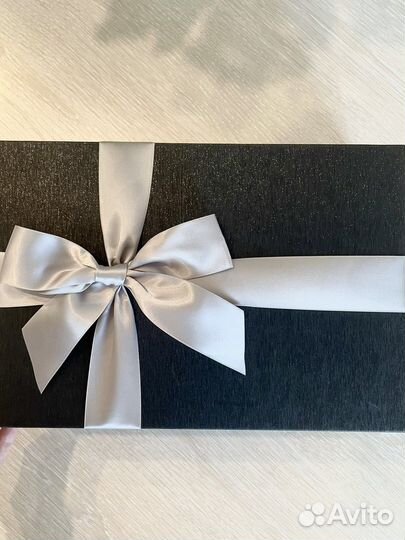 Коробка подарочная