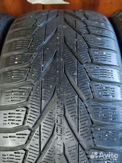 Nokian Tyres Hakkapeliitta R2 SUV 255/50 R19 107R