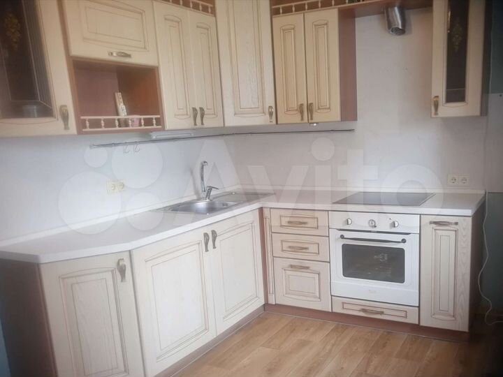 1-к. квартира, 46 м², 3/10 эт.