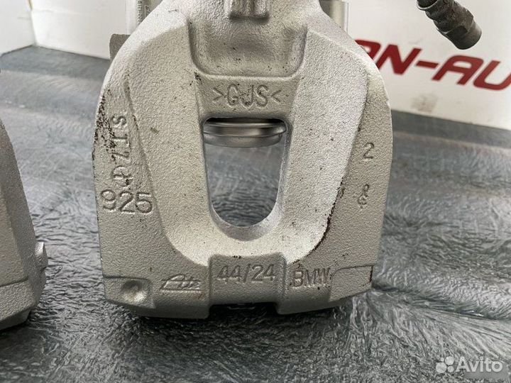 Суппорта комплект задняя Bmw 5 Серия F10 4.4 AT