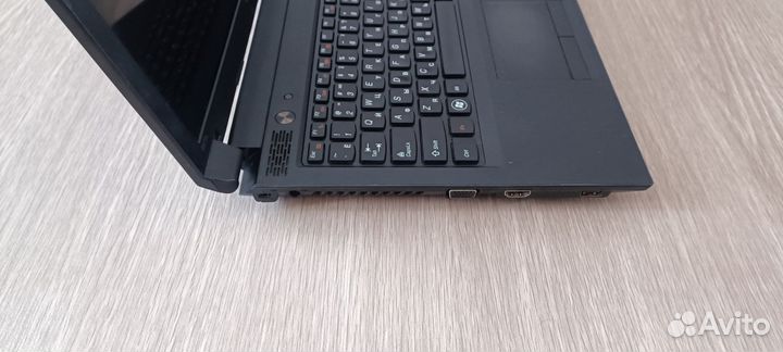 Lenovo i5/8gb ram/240 ssd