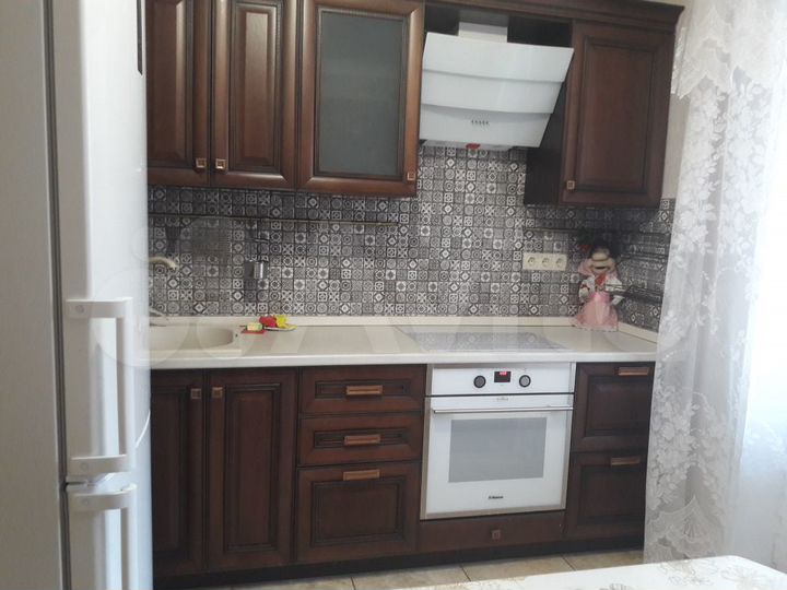 2-к. квартира, 50 м², 1/9 эт.