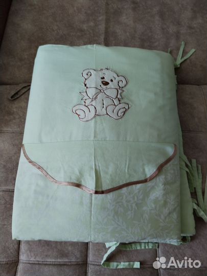 Комплект в детскую кроватку