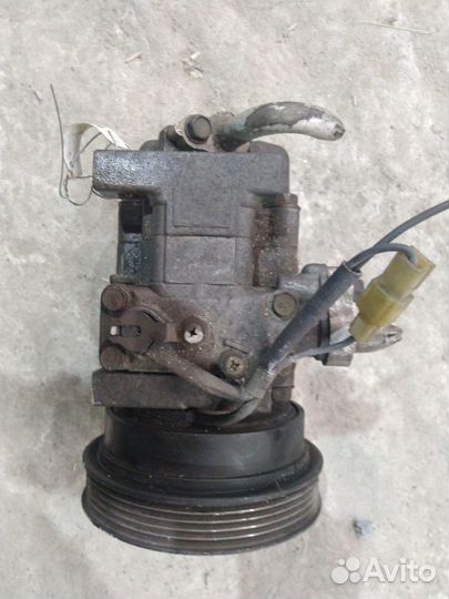 Компрессор кондиционера Mazda Premacy 1