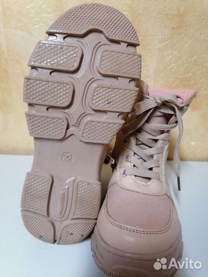 Ботинки демисезонные для девочки 32 размер