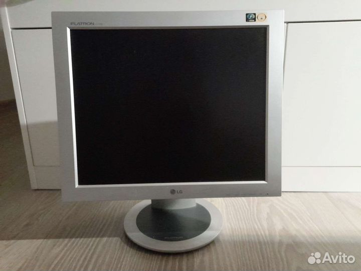 Монитор ЖК 17