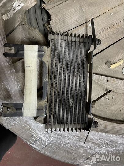 Радиатор охлаждения АКПП Cadillac Escalade 2009г