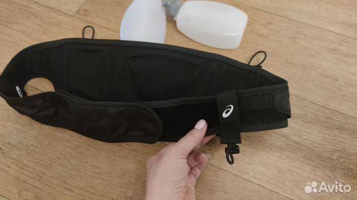 Сумка на пояс асикс для бега