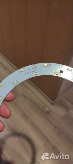 Лампа лупа для косметолога