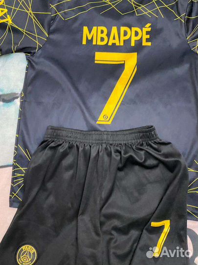 Футбольная форма Мбаппе