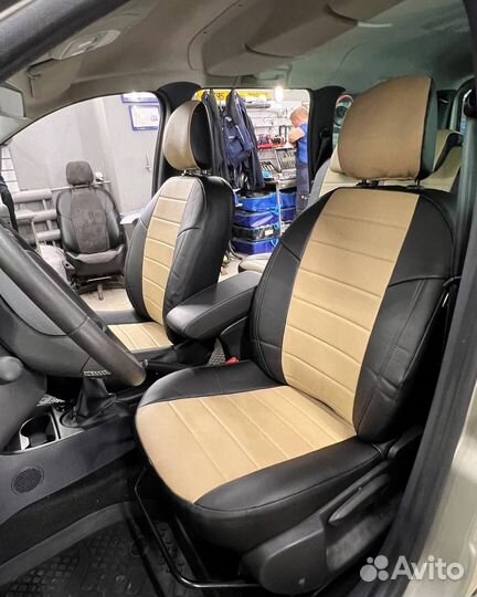 Чехлы из экокожи в Ромб на Audi A4 от Автопилот