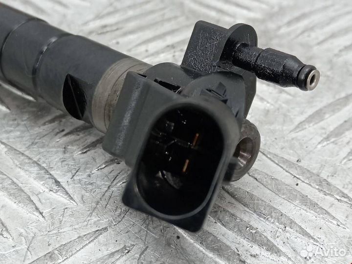 Форсунка топливная Audi A6 4F/C6 2005 059130277BD