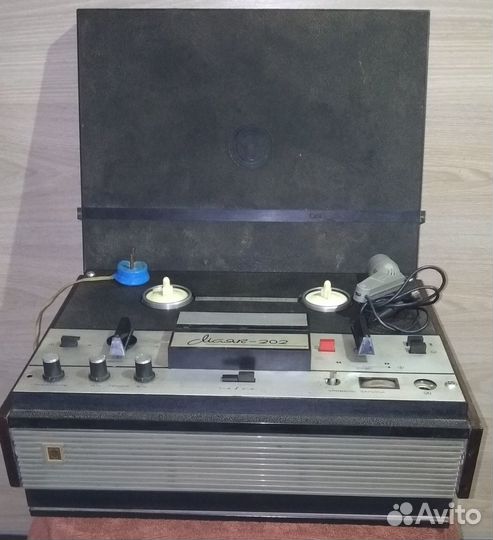 Магнитофон Маяк-202, СССР