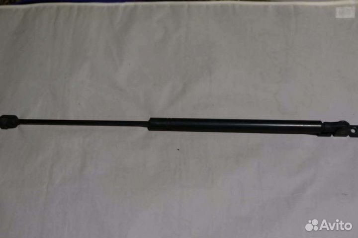 Бу стойки багажника Opel Omega B