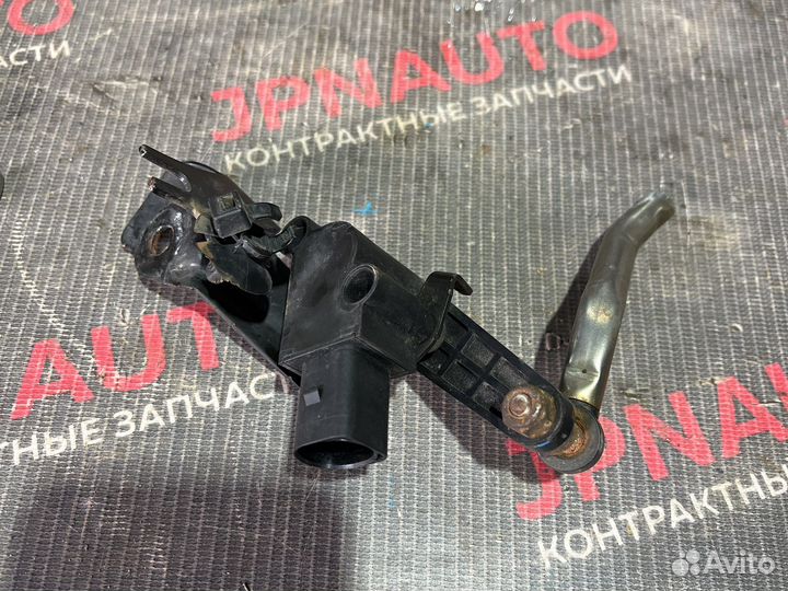 Датчик положения кузова Audi A4 B8