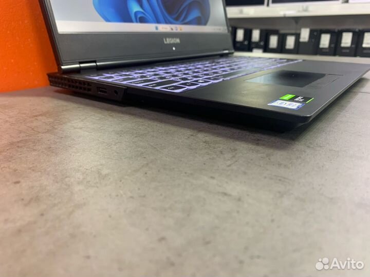 Lenovo/i7 9750/16GB/GTX1650/SSD+HDD/15.6 IPS FHD